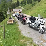 Bar & Restaurant