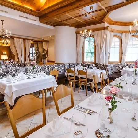 Bar & Restaurant