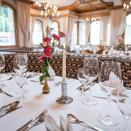 Bar & Restaurant 4* جيرلوس