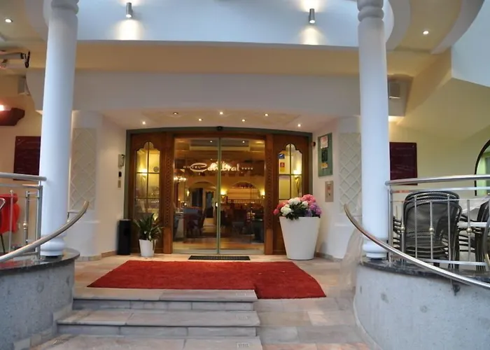 Bar & Restaurant Hotel 4*