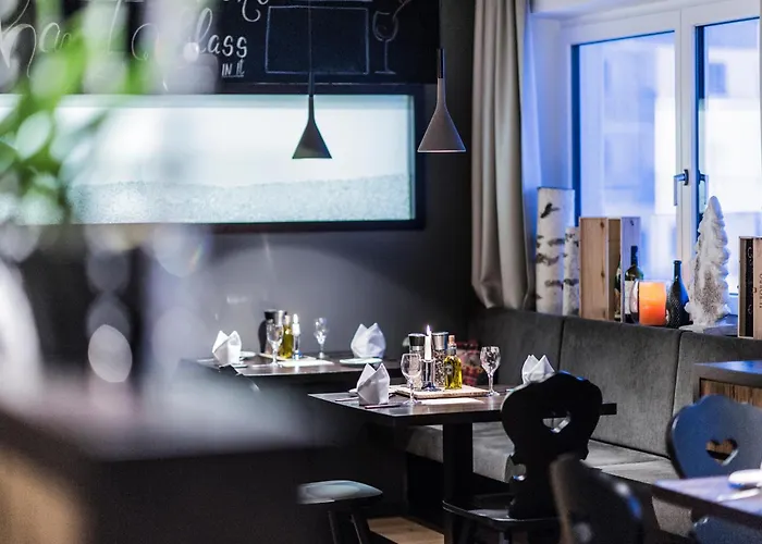 Bar & Restaurant 4* 盖洛斯