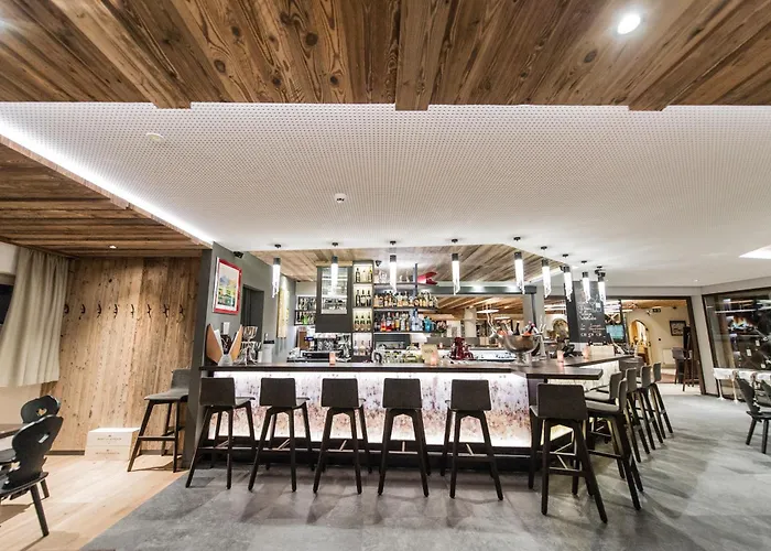 Bar & Restaurant Hotel