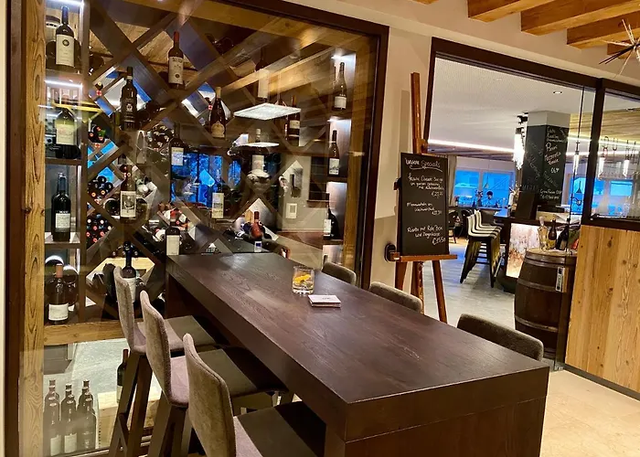 Bar & Restaurant 4* 盖洛斯